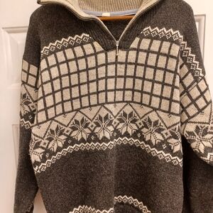 Men's Zip-Up Sweater with Nordic Pattern